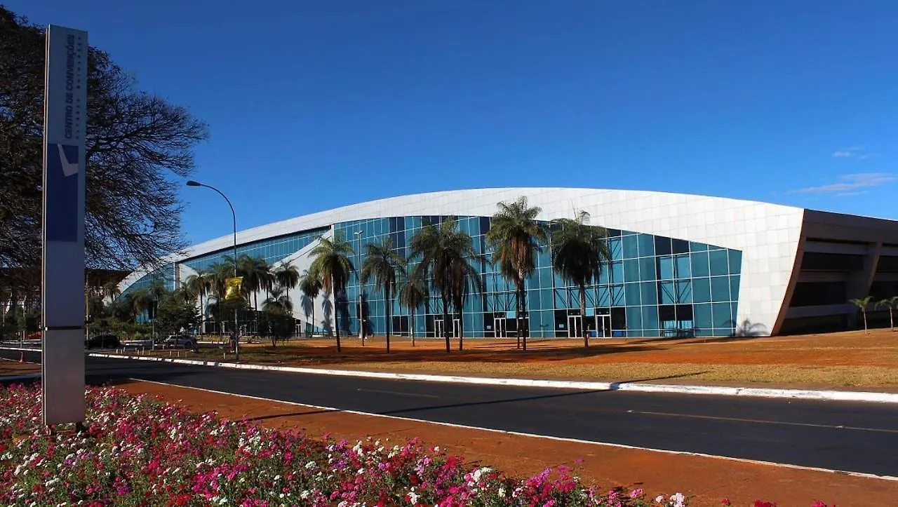 F302 Fi Condominio Em Asa Norte Com Excelente Internet Brasilia